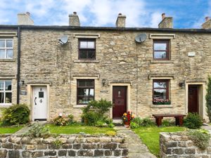 Front External- click for photo gallery